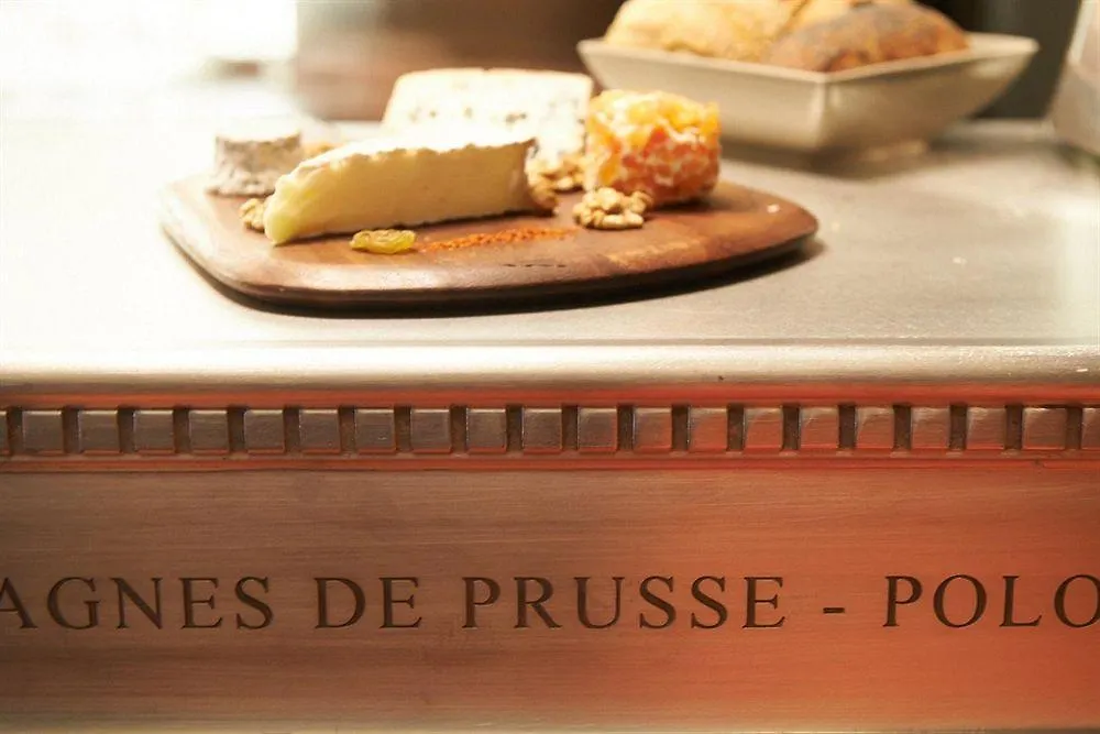 Maison D'Anthouard Ecully 4*,